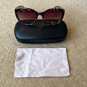 Ann Taylor sunglasses with case and cleaning cloth.